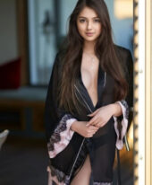 Valentina +971569407105